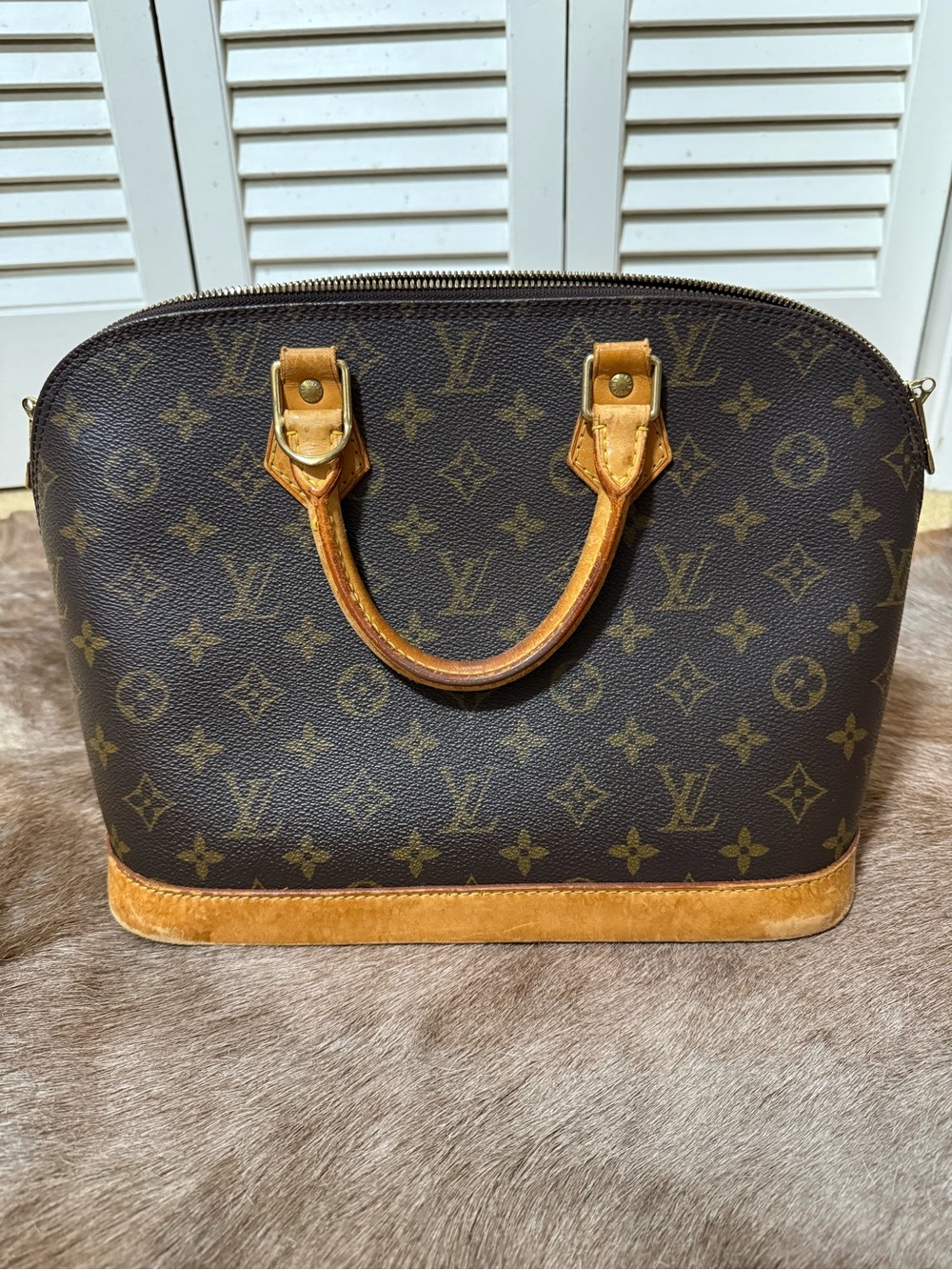 Vintage Louis Vuitton Monogram Alma PM